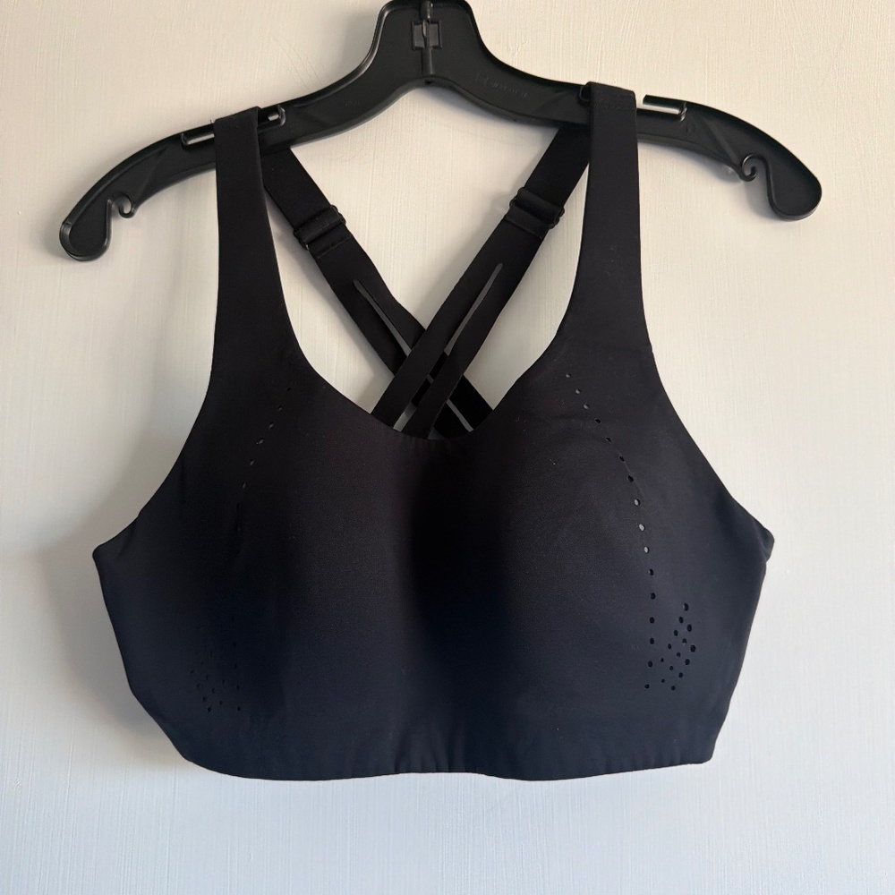 Lululemon energy bra black size 34C